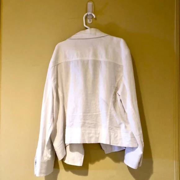 White Linen-Style Jacket - Picture 2 of 2